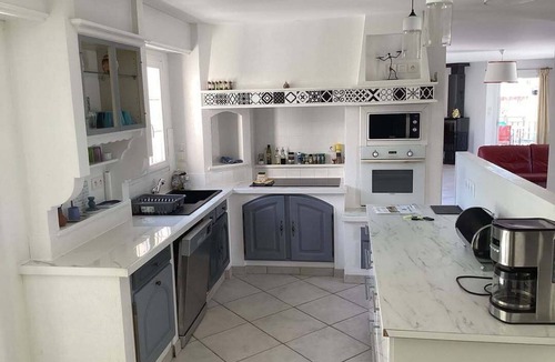 Talmont-Saint-Hilaire Villa | Beautiful family villa with heated indoor pool