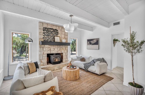Austin House | Beautiful French Country Villa wt Pool & Fire-pit in marvelous Austin