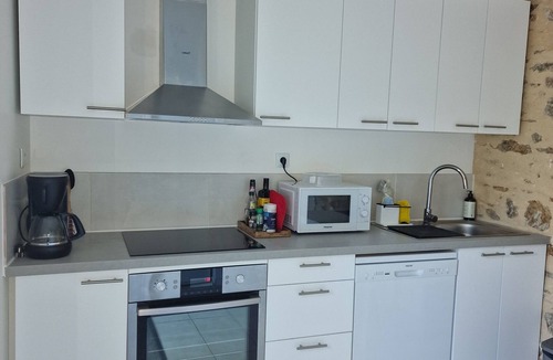Saint-Berthevin House | Beautiful fully renovated stone house 15A