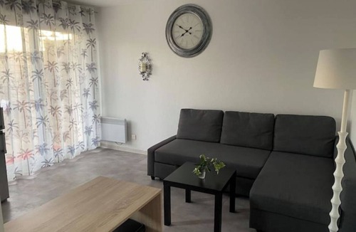 Croix-d'Argent Apartment | Beautiful garden apartment with swimming pool