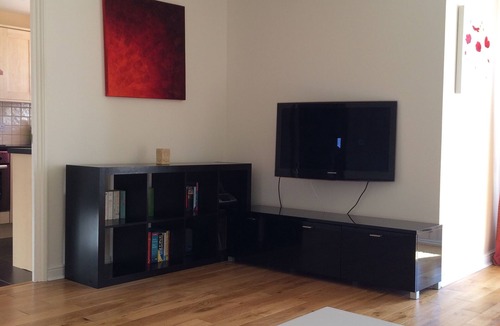 Grove Apartment | Beautiful Kingston apartment