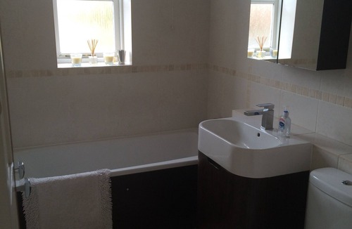 Grove Apartment | Beautiful Kingston apartment