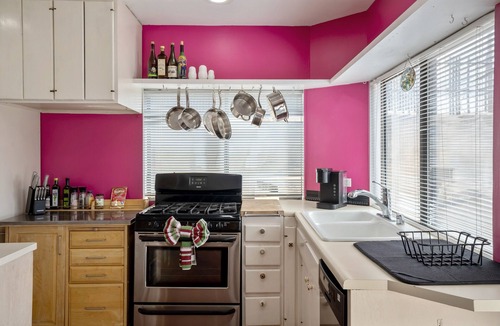 University Heights House | Beautiful Gem near UNM! Nob Hill! Downtown!