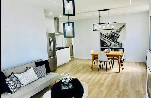 Bridgeview Apartment | Beautiful gem with amazing view on the riverside