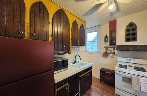 Catonsville Apartment | Beautiful German style apartment with optional HOT TUB add on!