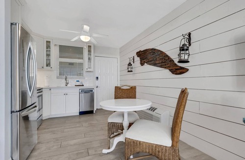 Bonita Springs Condo | Beautiful Gulf View Studio Steps to Bonita Beach | Stunning Sunsets & Heated Pools | Free Parking