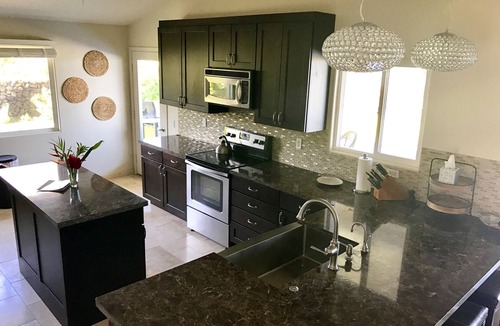 Alii Heights Mauka House | Beautiful Hawai’i Big Island Luxury Vacation Villa in Kailua Kona