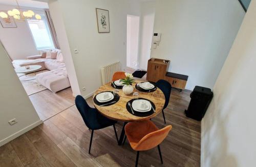 Hautmont Apartment | Beautiful High-End Duplex 2 Bedrooms