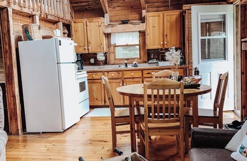 Yarmouth County Cottage | Beautiful Hilltop Waterfront cottage, private getaway, quiet lake front cottage