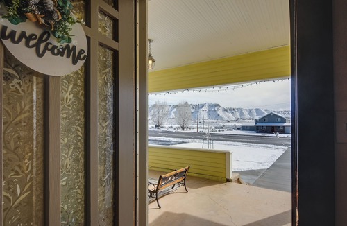 Cannonville Cottage | Beautiful Historic Home Near Bryce Canyon!