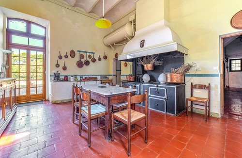 Lezignan-Corbieres House | Beautiful home in Lézignan-Corbières