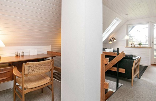 Sillerslev House | Beautiful Holiday Home in Øster Assels with Roofed Terrace