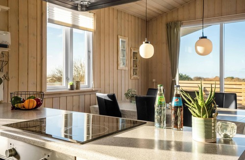 Vestervig House | Beautiful holiday home with a lovely view of the fjord and the sea.