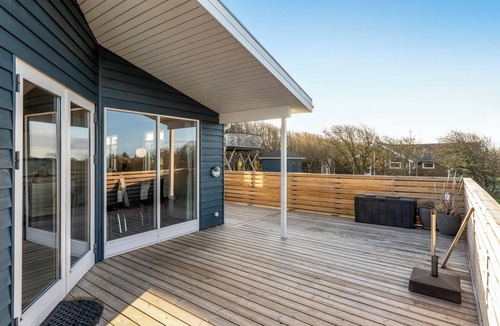 Vestervig House | Beautiful holiday home with a lovely view of the fjord and the sea.