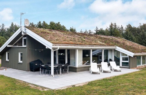 Grønhøj House | Beautiful Holiday Home in Saltum with Sauna