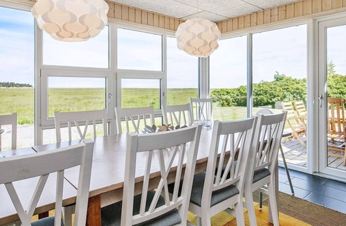 Hou House | Beautiful Holiday Home in Hals with Swimming Pool