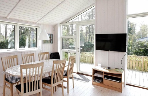 Faldsled House | Beautiful Holiday Home in Millinge with Terrace