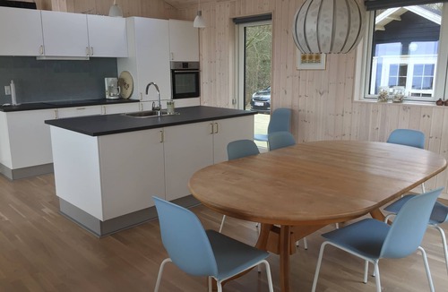 Ronbjerg House | Beautiful holiday home located at the 1st row by the fjord.
