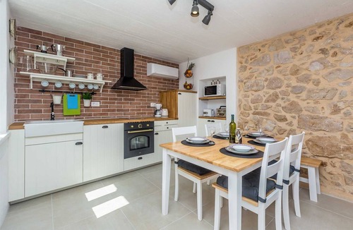 Cizici House | Beautiful Holiday house NEVA with sea view