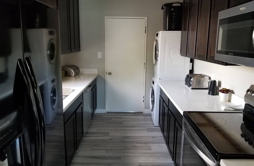 Rancho Oakey House | Beautiful home 5min from where you want to be.