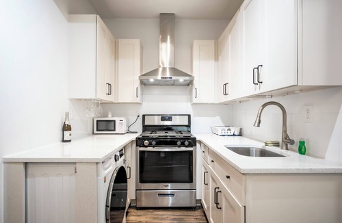 East Flushing House | Beautiful Home- Adjacent Deck/Outdoor Kitchen!