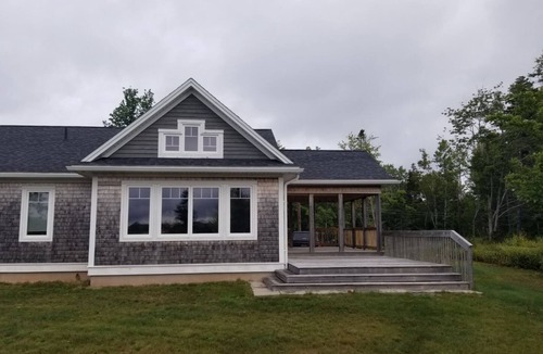 Trenton House | Beautiful home on an ocean inlet - Walking distance from sandy beach