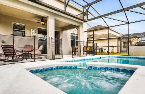Trafalgar Village House | Beautiful home close to theme parks with private pool, AC & W/D - dog-friendly