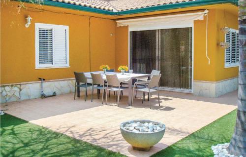 Riba-roja de Turia House | Beautiful Home In Riba-Roja De Túria
