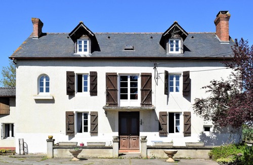 Miossens-Lanusse House | Beautiful home in Miossens Lanusse with WiFi