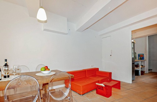 Palau-del-Vidre House | Beautiful home in Palau-Del-Vidre with WiFi