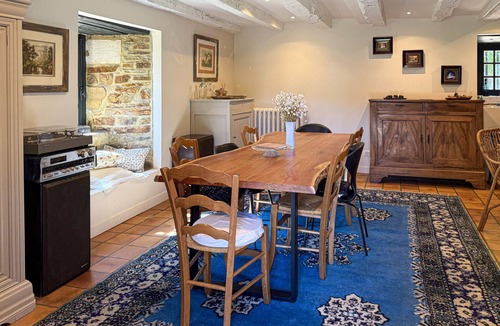 Saint-Paul-la-Roche House | Beautiful home in St Paul La Roche