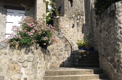 Vernet-les-Bains House | Beautiful home in a gated community overlooking Vernet les Bains