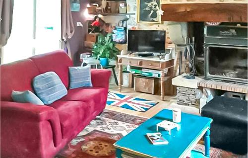 Charritte-de-Bas House | Beautiful Home In Charritte-De-Bas