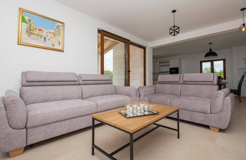 Donji Prolozac House | Beautiful home in Donji Prolozac