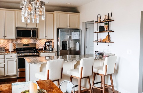 Christiansburg House | Beautiful home in a residential neighborhood close to EVERYTHING! GO HOKIES!