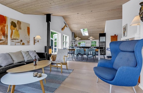 Aabenraa House | Beautiful home in Aabenraa with sauna