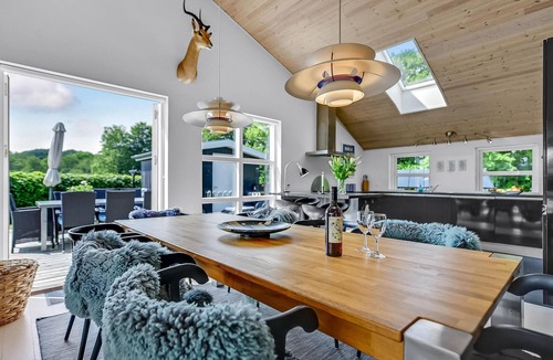 Aabenraa House | Beautiful home in Aabenraa with sauna