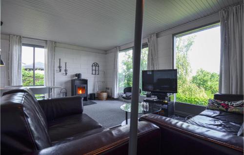 Allingabro House | Beautiful Home In Allingåbro With Wifi