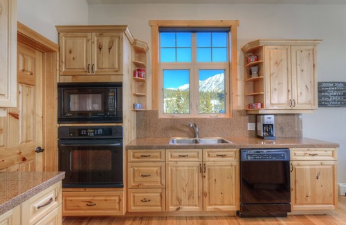 Antler Ridge House | Beautiful home in Antler Ridge easy access between Big Sky Resort and town.