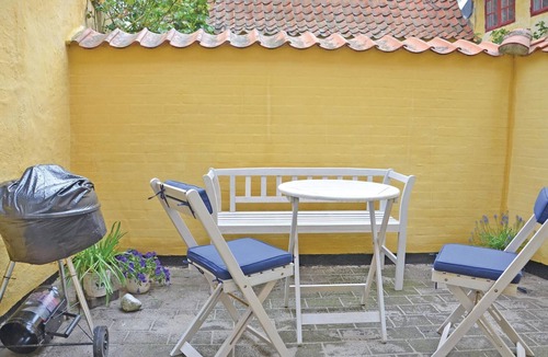 Assens House | Beautiful home in Assens with kitchen