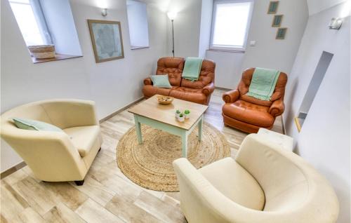 Baraqueville House | Beautiful Home In Baraqueville With Wifi