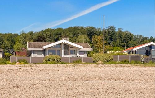 Bjert House | Beautiful Home In Bjert With Sauna