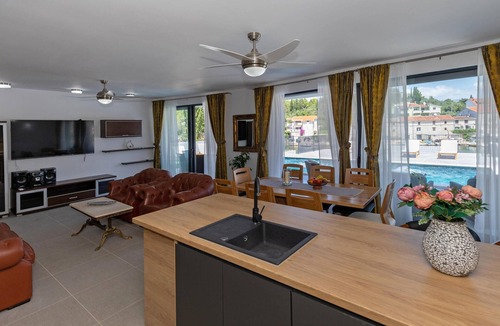 Blace House | Beautiful home in Blace