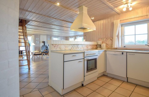 Blavand Strand House | Beautiful home in Blåvand with sauna