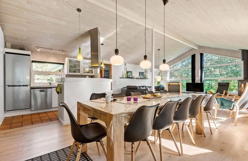 Ho House | Beautiful home in Blåvand with sauna