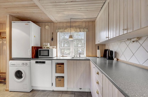 Blavand Strand House | Beautiful home in Blåvand with WiFi