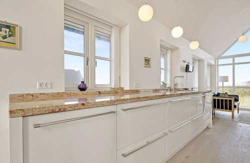 Blokhus House | Beautiful home in Blokhus with sauna