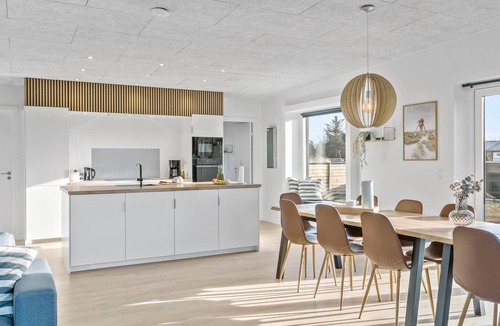 Blokhus House | Beautiful home in Blokhus with sauna
