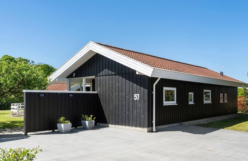 Borkop House | Beautiful home in Børkop with WiFi