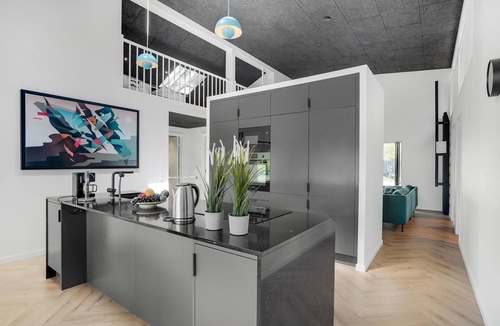 Hvidbjerg Strand House | Beautiful home in Børkop with kitchen